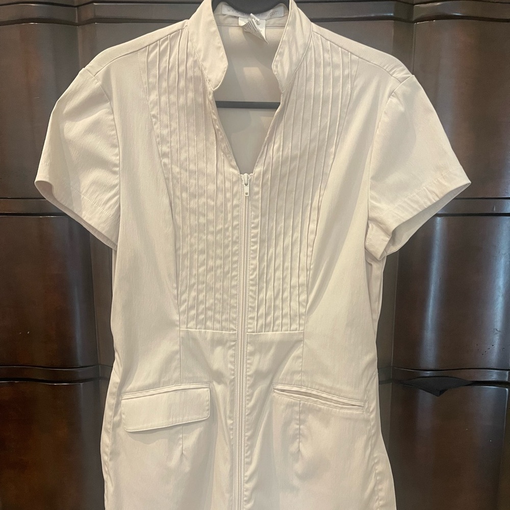 Spa uniform size small EUC